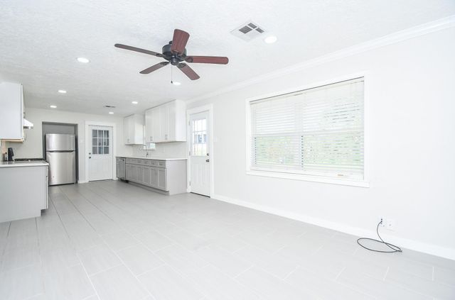 5214 De Milo Drive, Houston, TX 77092