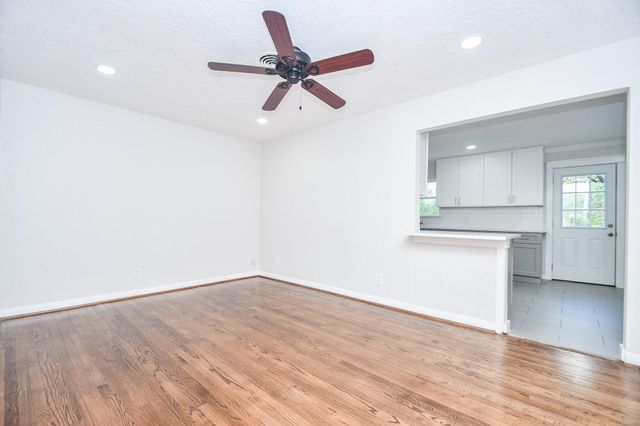 5214 De Milo Drive, Houston, TX 77092