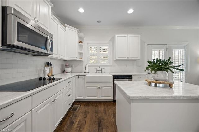 3867 Stafford Run Court, High Point, NC 27265