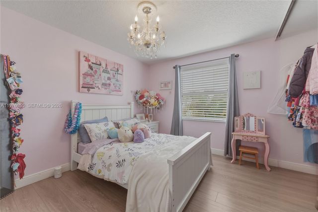 324 NW 153rd Ln, Pembroke Pines, FL 33028