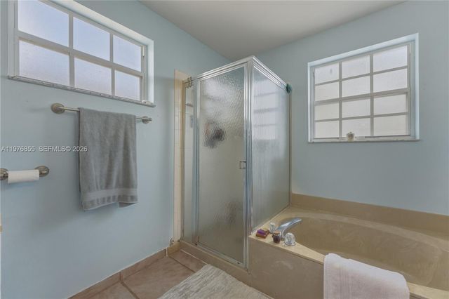 324 NW 153rd Ln, Pembroke Pines, FL 33028