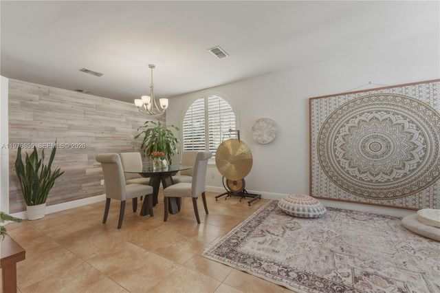 324 NW 153rd Ln, Pembroke Pines, FL 33028