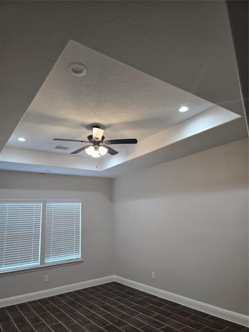 213 Adoue Avenue, Baytown, TX 77520