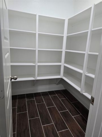 213 Adoue Avenue, Baytown, TX 77520