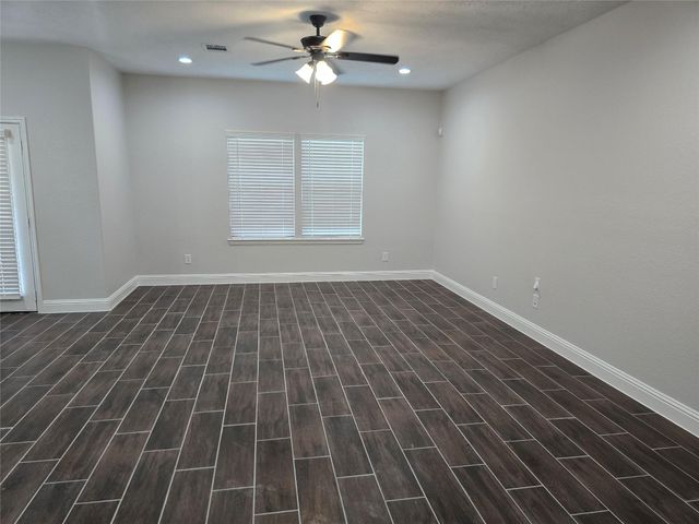 213 Adoue Avenue, Baytown, TX 77520