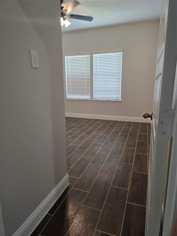 213 Adoue Avenue, Baytown, TX 77520