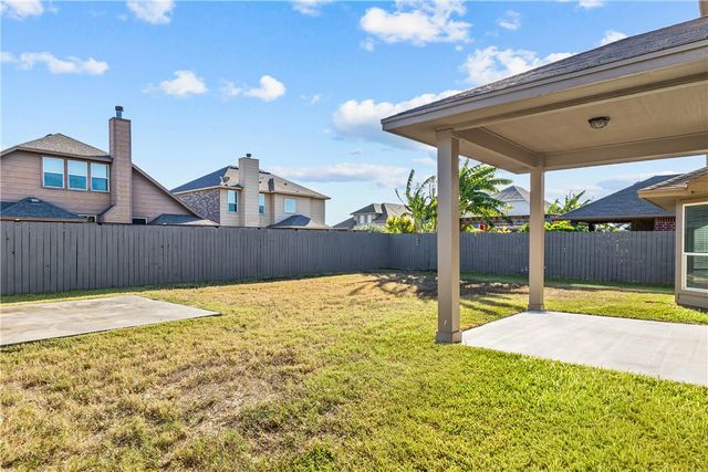 7409 Idle Hour Dr, Corpus Christi, TX 78414