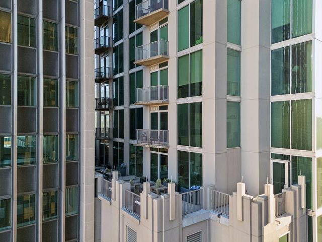 415 Church St Apt 1003, Nashville, TN 37219