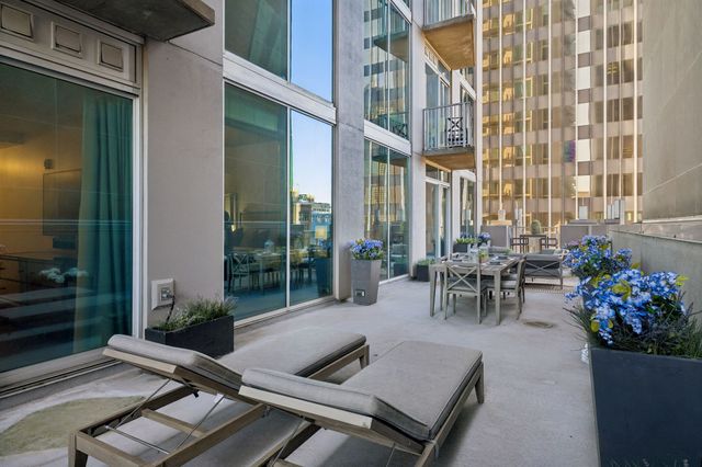 415 Church St Apt 1003, Nashville, TN 37219