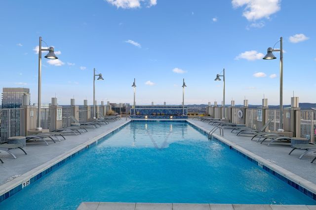 415 Church St Apt 1003, Nashville, TN 37219