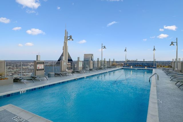 415 Church St Apt 1003, Nashville, TN 37219
