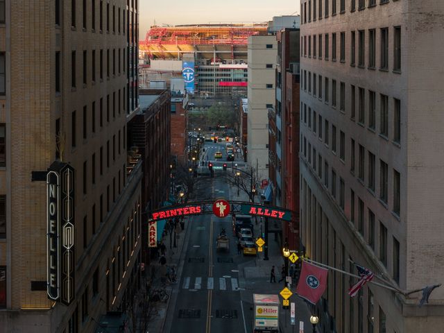415 Church St Apt 1003, Nashville, TN 37219