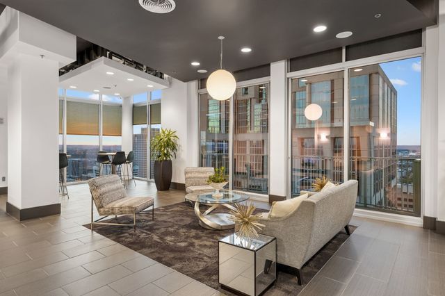 415 Church St Apt 1003, Nashville, TN 37219