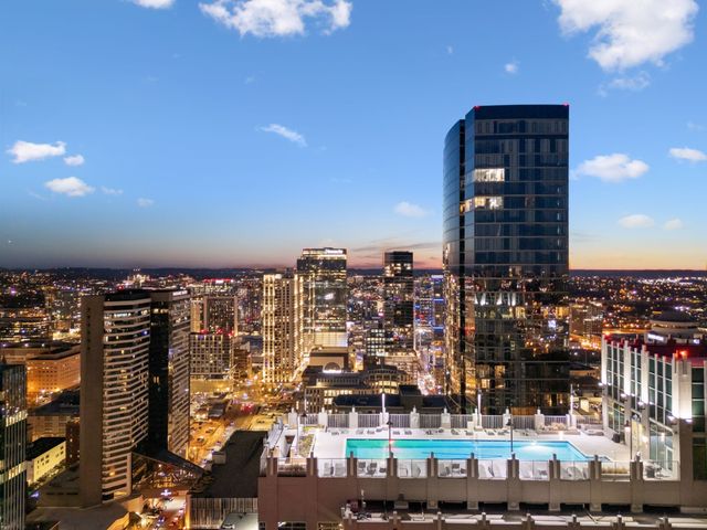 415 Church St Apt 1003, Nashville, TN 37219