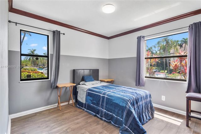 22053 Palms Way 106, Boca Raton, FL 33433