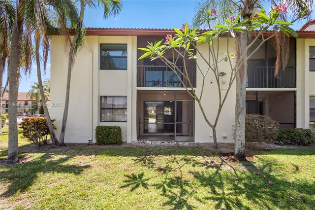 22053 Palms Way 106, Boca Raton, FL 33433