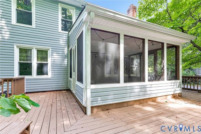 11048 Sugarloaf Dr, Mechanicsville, VA 23116