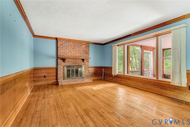 11048 Sugarloaf Dr, Mechanicsville, VA 23116