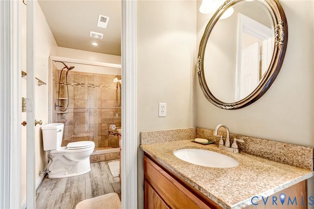 11048 Sugarloaf Dr, Mechanicsville, VA 23116