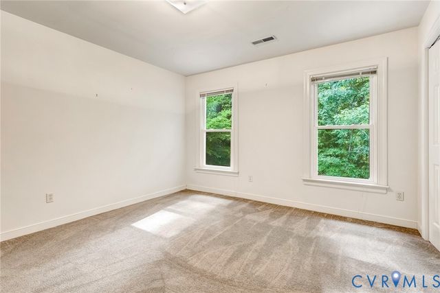 11048 Sugarloaf Dr, Mechanicsville, VA 23116