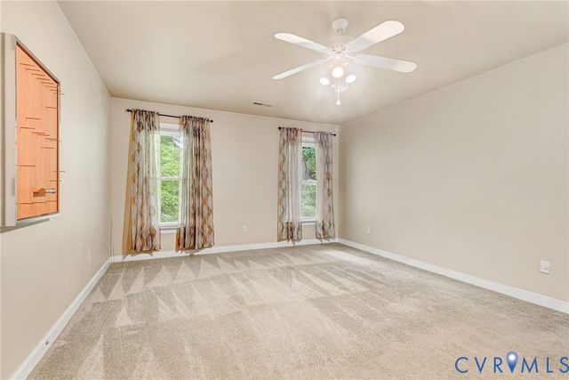 11048 Sugarloaf Dr, Mechanicsville, VA 23116