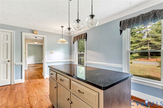 11048 Sugarloaf Dr, Mechanicsville, VA 23116