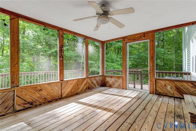 11048 Sugarloaf Dr, Mechanicsville, VA 23116