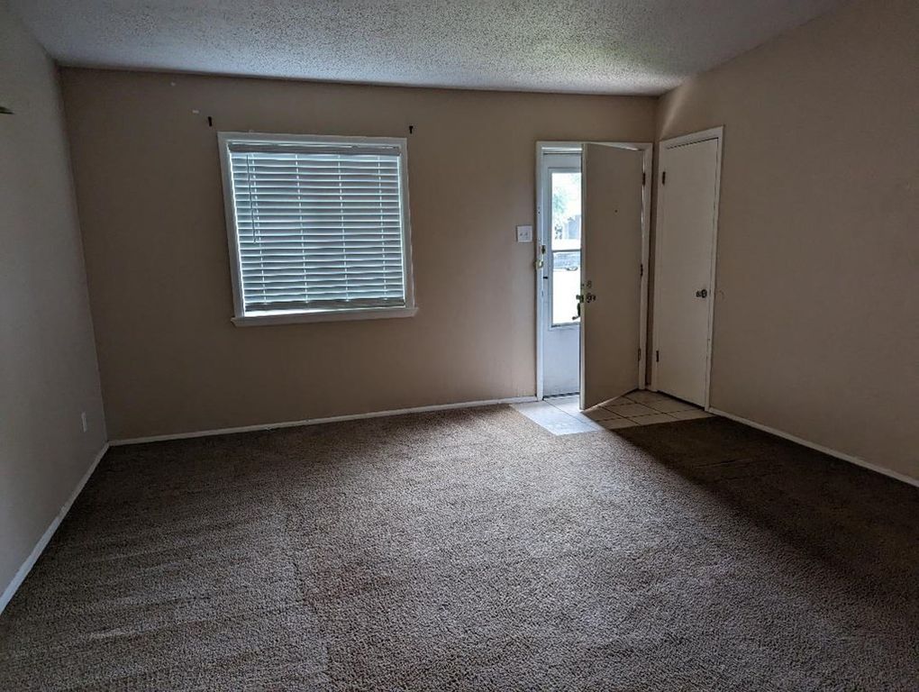Image 5 of property listing at 2723 Notre Dame Avenue, San Angelo, TX 76904