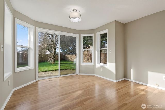 719 NW 21st Avenue, Battle Ground, WA 98604