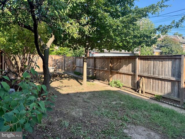 4017 ILLINOIS AVE NW, Washington, DC 20011