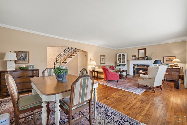 400 W Milburn Avenue, Mount Prospect, IL 60056