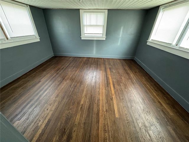 10600 E 19th Terrace, Independence, MO 64052