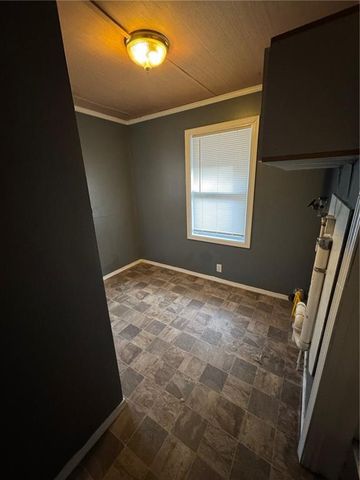 10600 E 19th Terrace, Independence, MO 64052