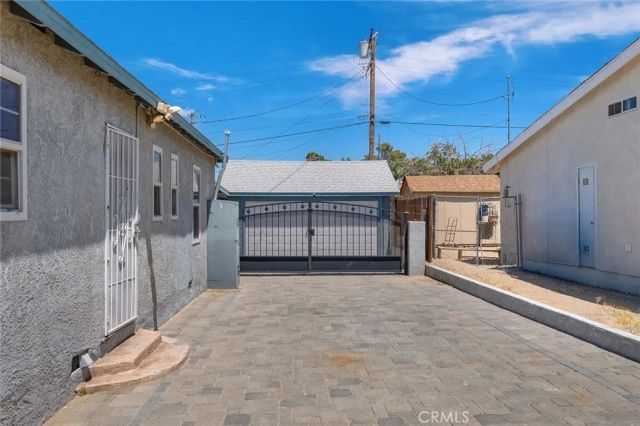 713 Mount Vernon, Barstow, CA 92311