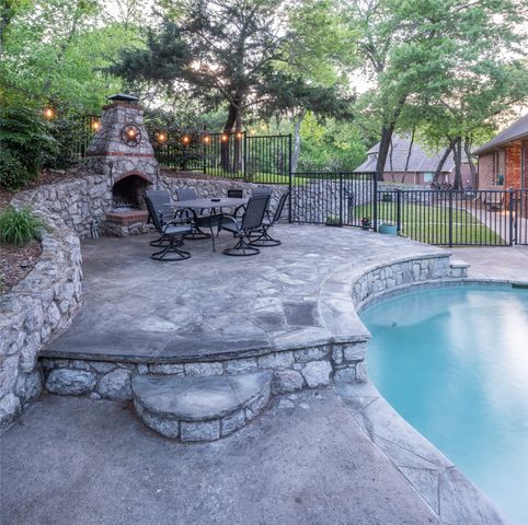 810 Quail Rise, Fairview, TX 75069