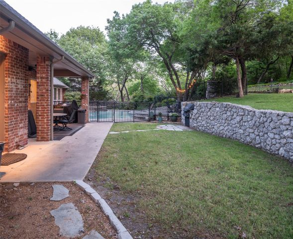 810 Quail Rise, Fairview, TX 75069