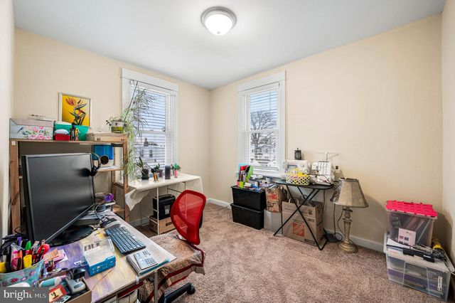 102 RAMBLER RD, Glenolden, PA 19036