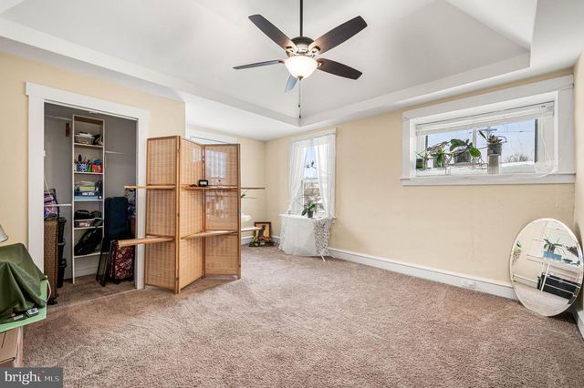 102 RAMBLER RD, Glenolden, PA 19036