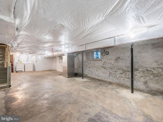 102 RAMBLER RD, Glenolden, PA 19036