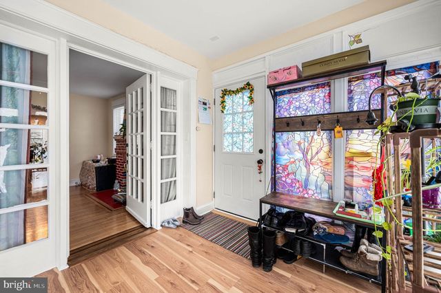 102 RAMBLER RD, Glenolden, PA 19036