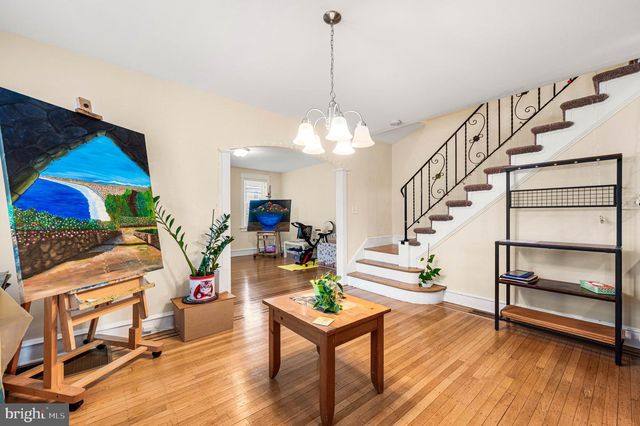 102 RAMBLER RD, Glenolden, PA 19036