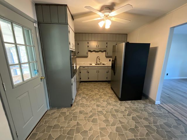 200 Pulaski Street, Somerset, KY 42501