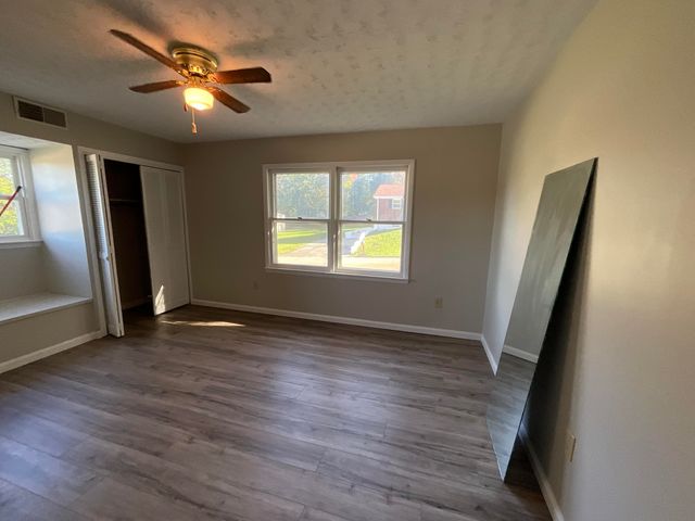 200 Pulaski Street, Somerset, KY 42501