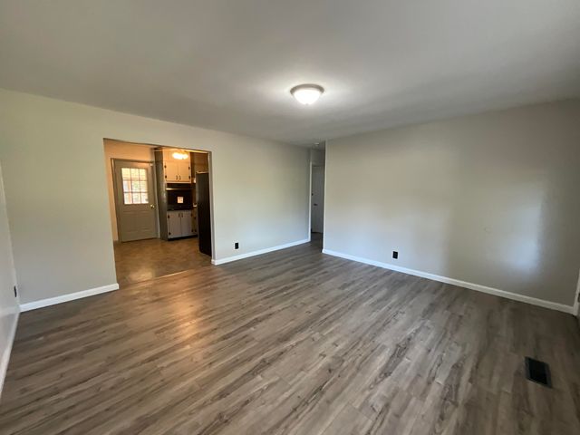 200 Pulaski Street, Somerset, KY 42501