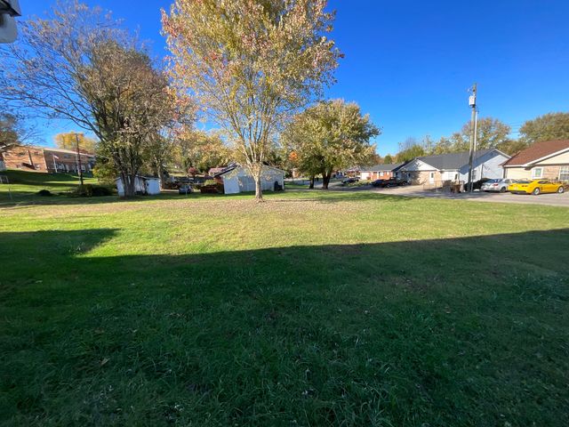 200 Pulaski Street, Somerset, KY 42501