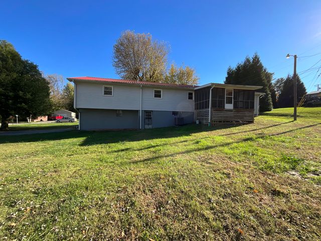 200 Pulaski Street, Somerset, KY 42501