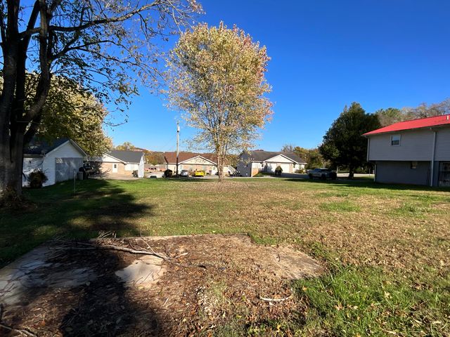 200 Pulaski Street, Somerset, KY 42501