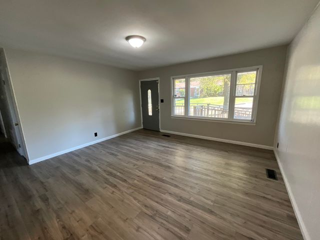 200 Pulaski Street, Somerset, KY 42501