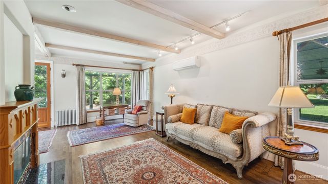 5513 Homestead Lane, Anacortes, WA 98221