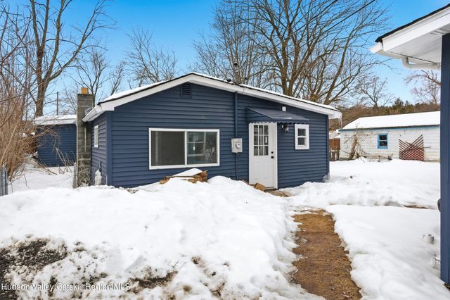 36 Country Club Drive, Saugerties, NY 12477